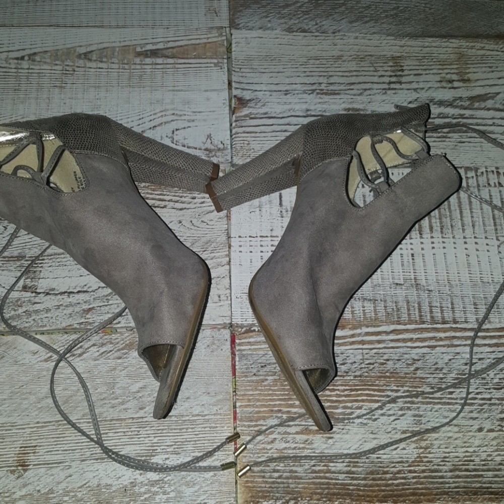 Sugar Size 10 Open Toe Heel - image 1